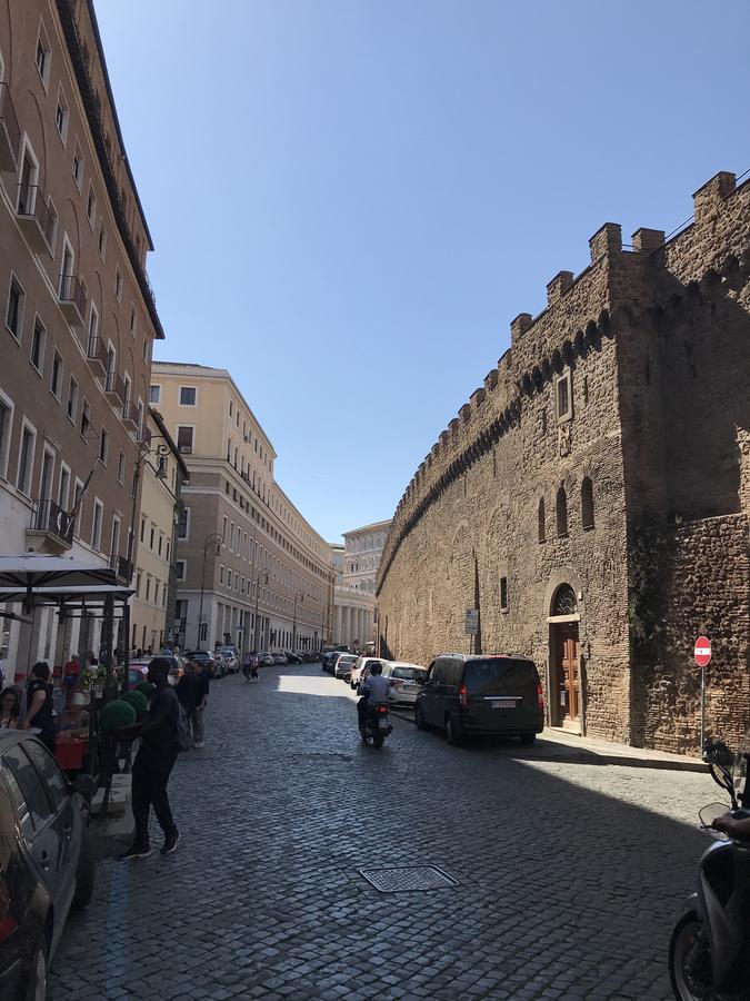 Le Finestre Sul Vaticano Рим Экстерьер фото